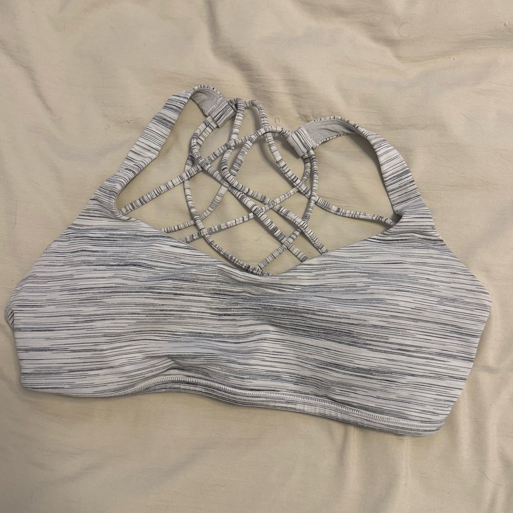 Lululemon free to be wild sports bra